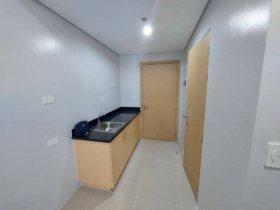 1 Bed Condo for Home Rental in Grass Residences Tower 5, Misamis Street, Bago Bantay, Quezon