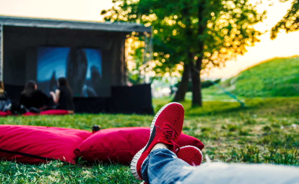 5-exciting-things-do-choa-chu-kang-ohmyhome-outdoor-movie-screening-2019