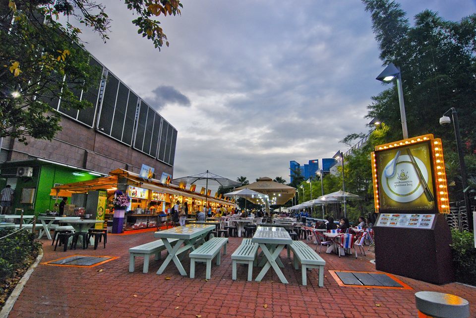 5-singapore-hawker-centres-you-have-visit-makansutra