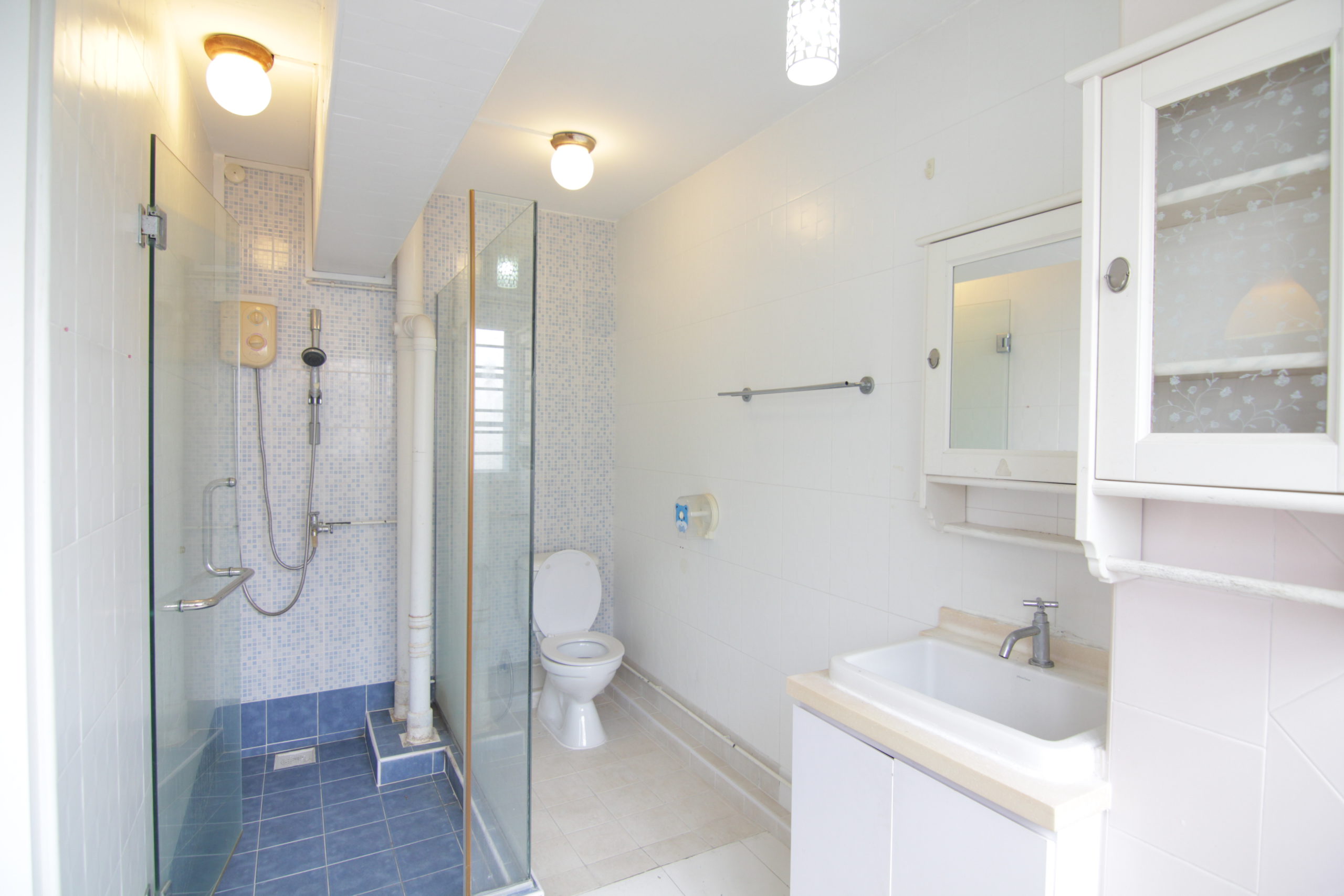 Farrer Property Listing for Sale Bathroom