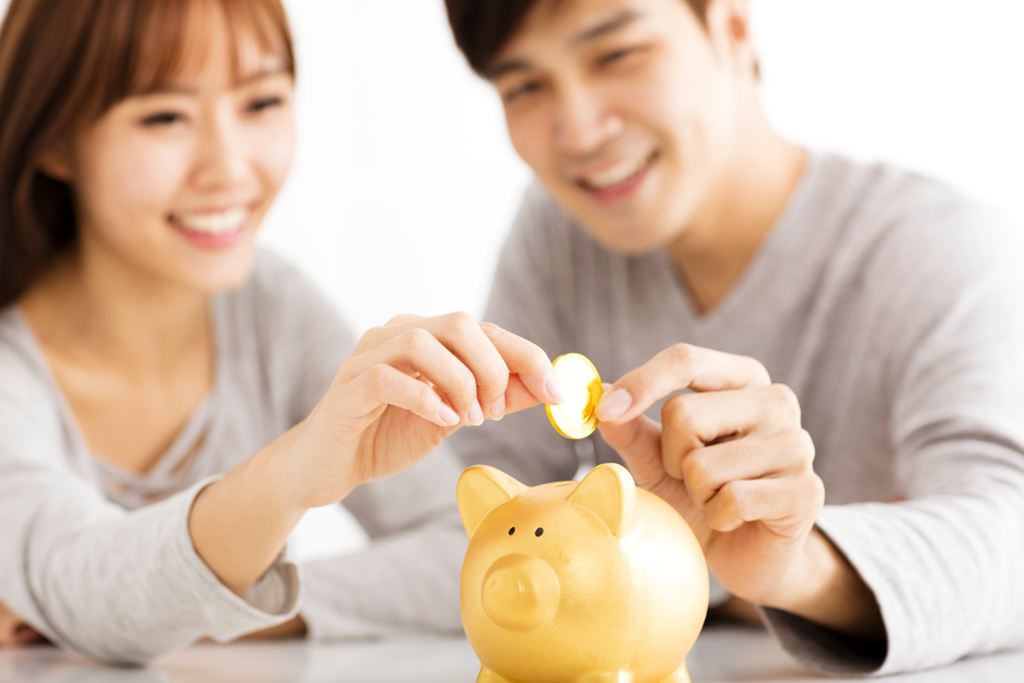 Ohmyhome 5 Financial Tips for Newlyweds Set Goals