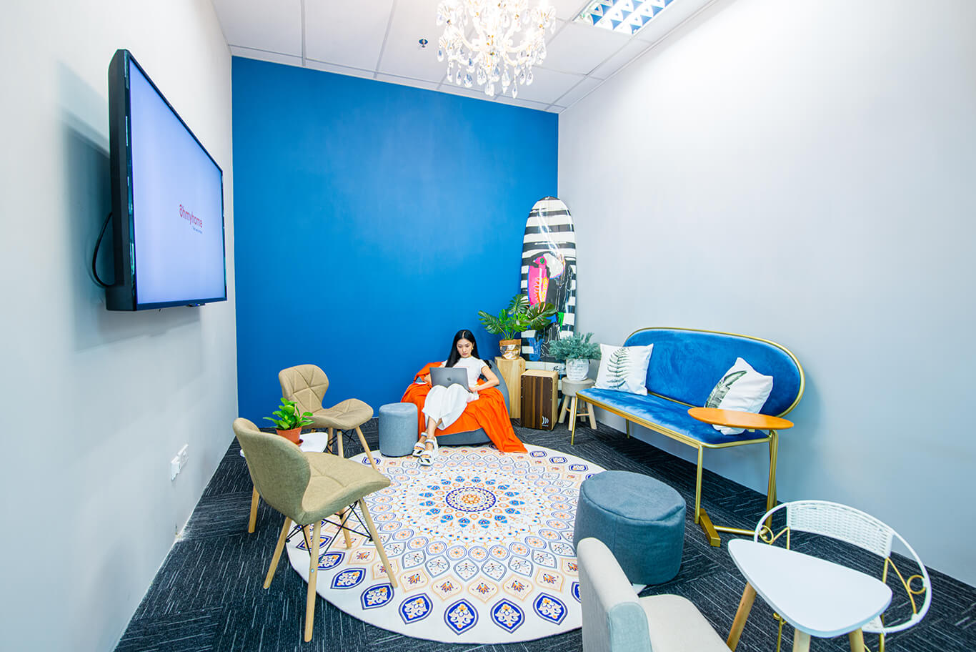 ohmyhomes-proptech-innovation-centre-office-tour-happiness-room