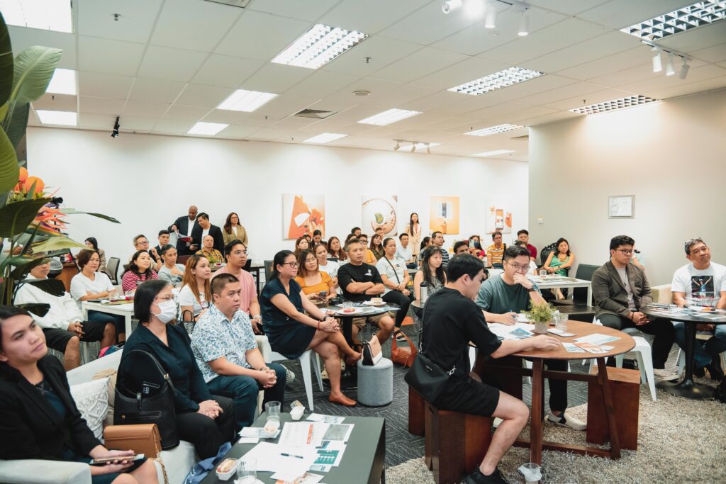 Crowd at Ohmyhome Singapore office